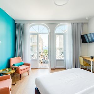 Large Room